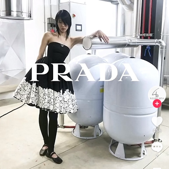 PRADA**Re-Nylon Triangle Logo Embroidery Midi Dress***Size 38 US 2***$7750 - Picture 2 of 16